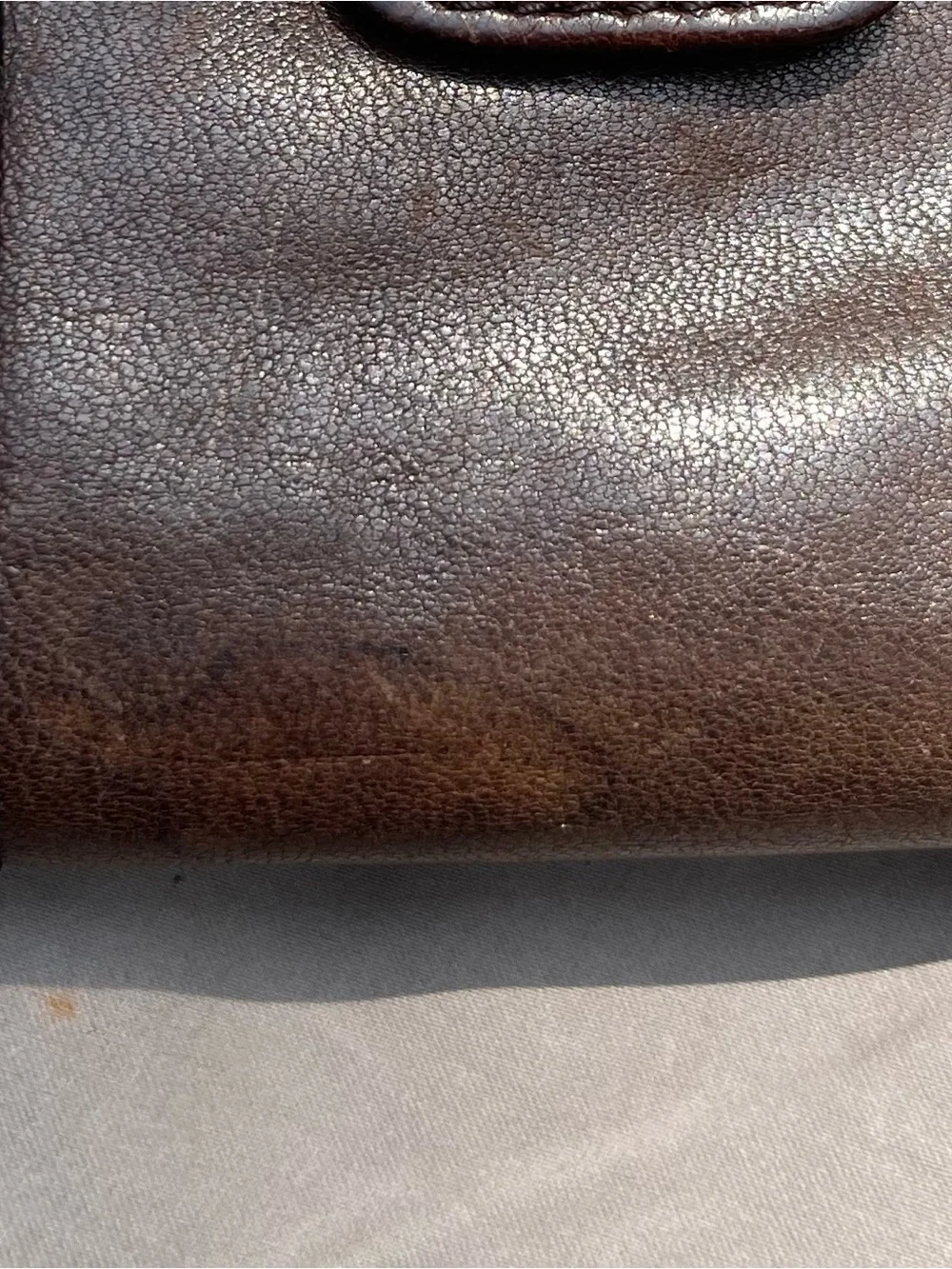 Fossil Brown Leather Zip Wallet with Brass Logo Plate